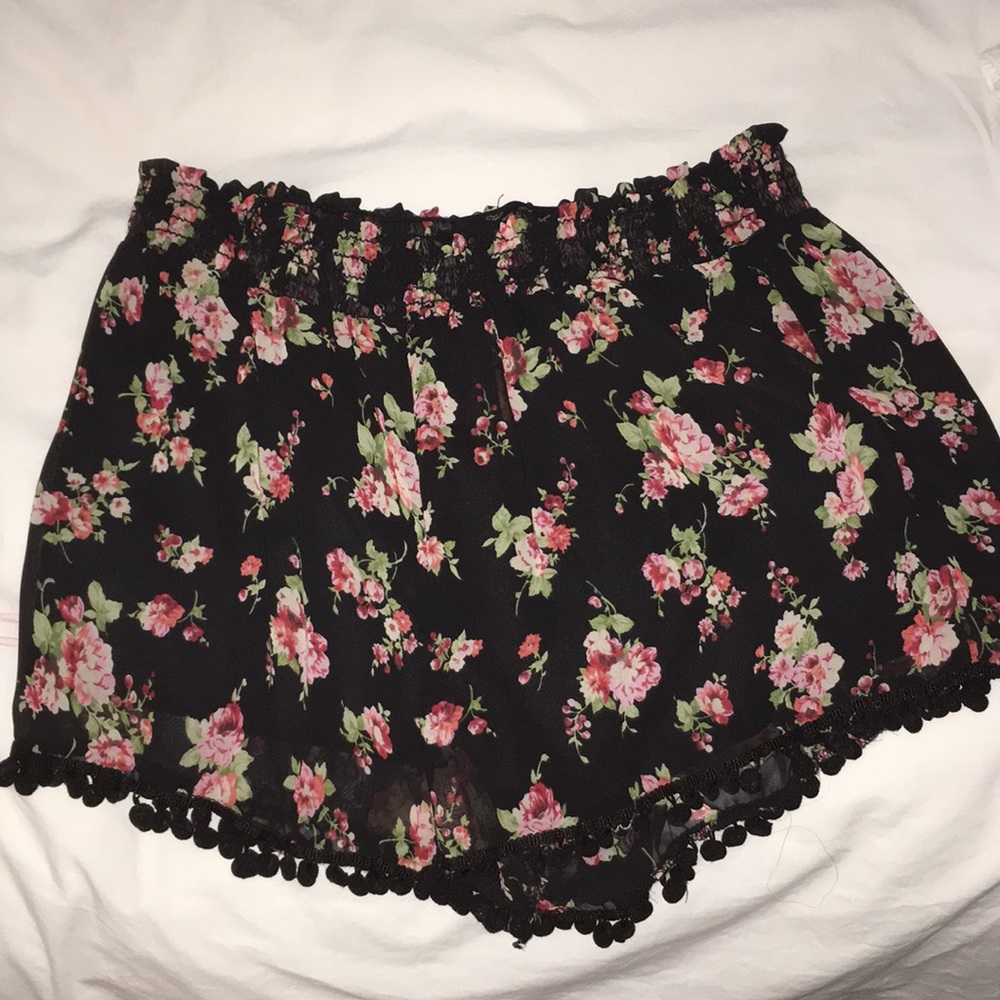 Pom Pom shorts